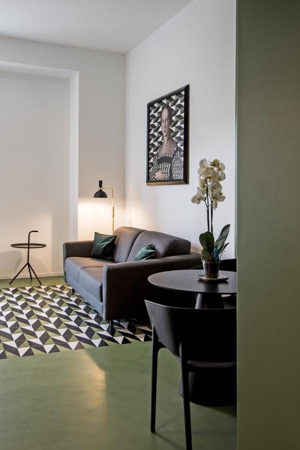Toraldo Suites - Dimore Partenopee เนเปิลส์ ภายนอก รูปภาพ